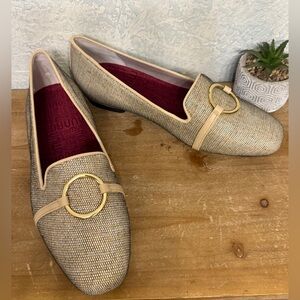 Munro Sunisa Flats